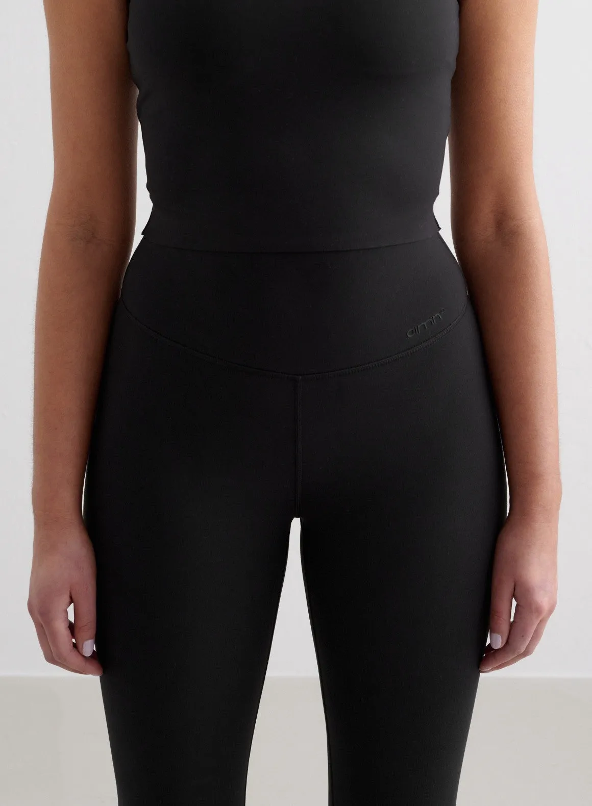 Black Sense Capri Tights