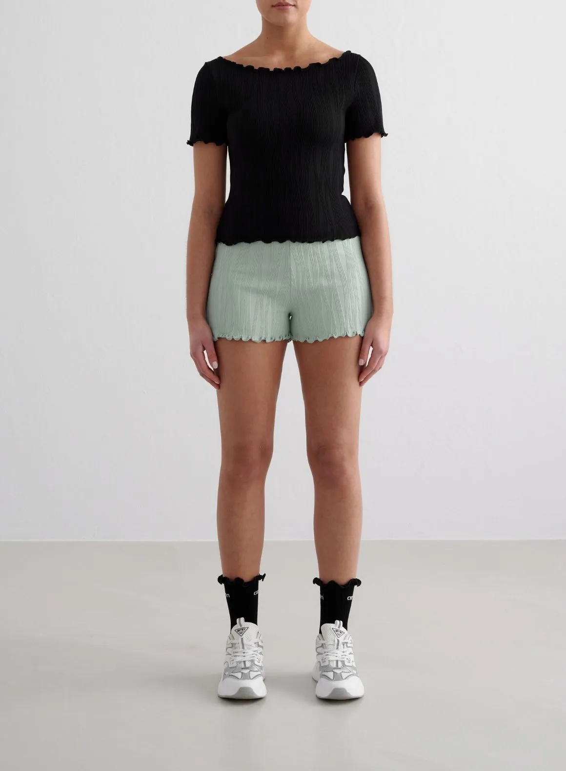 Black Tulip Short Sleeve Top