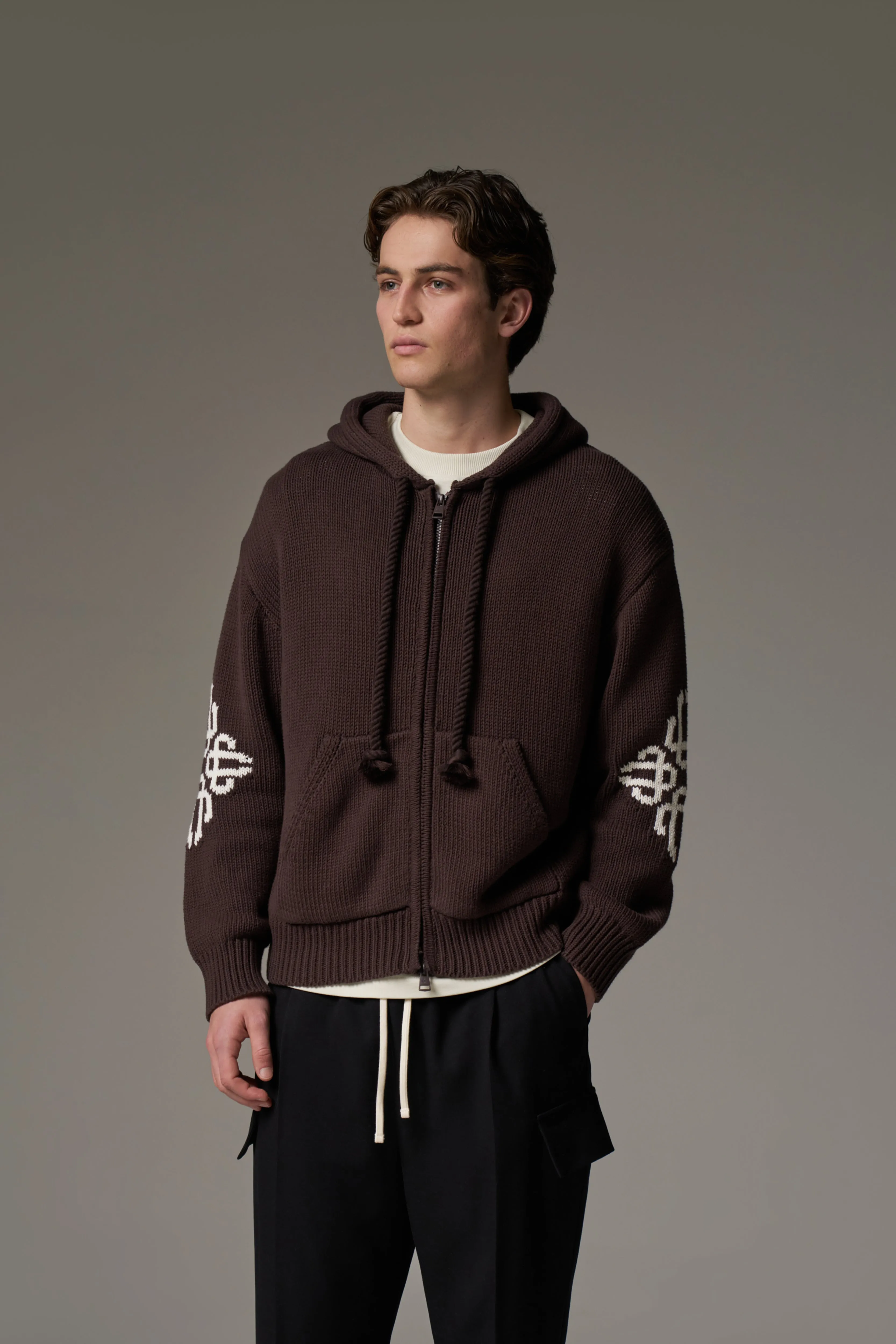 CHUNKY KNIT EMBLEM ZIP THROUGH HOODIE - CHOCOLATE