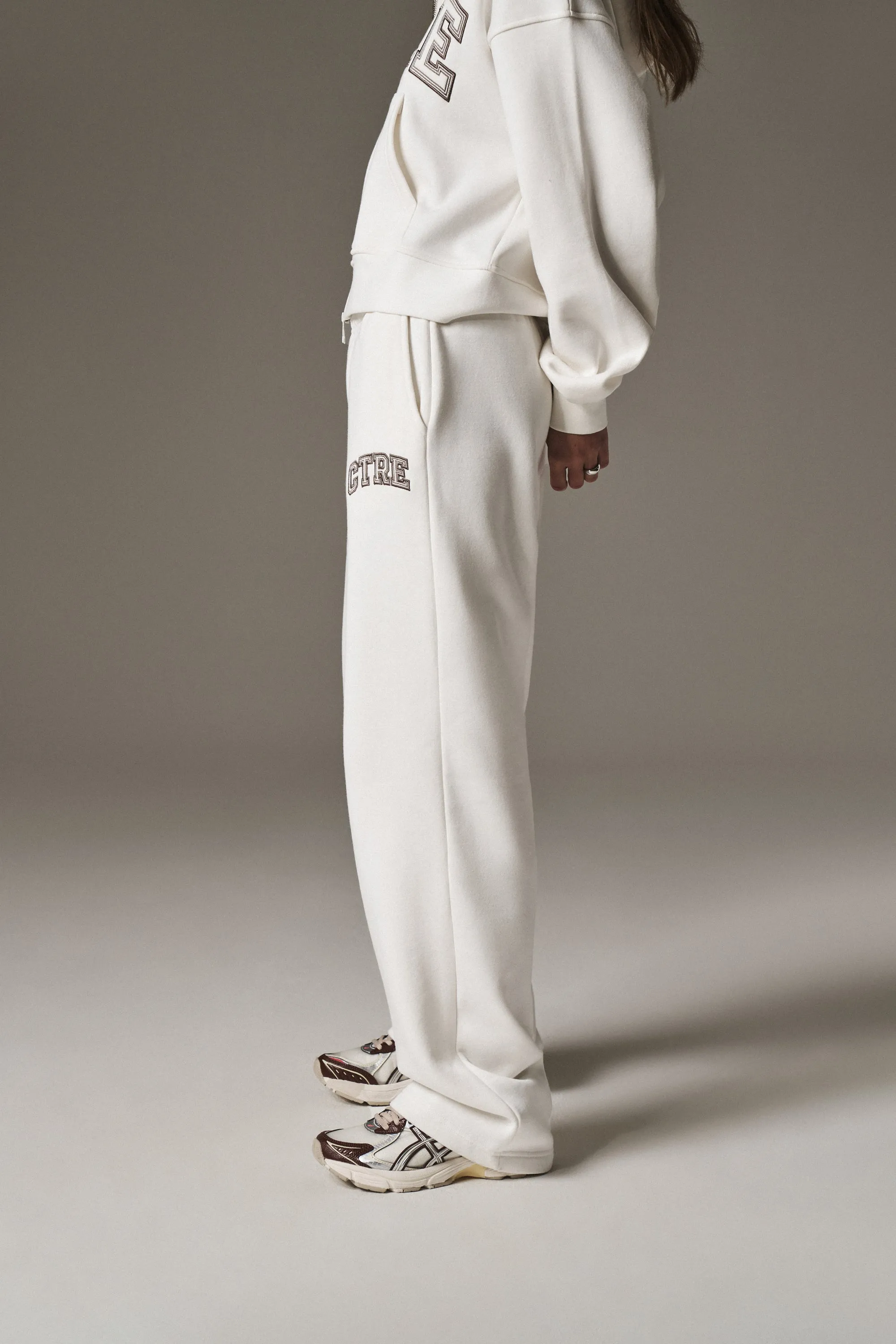 CTRE WIDE LEG JOGGERS - OFF WHITE