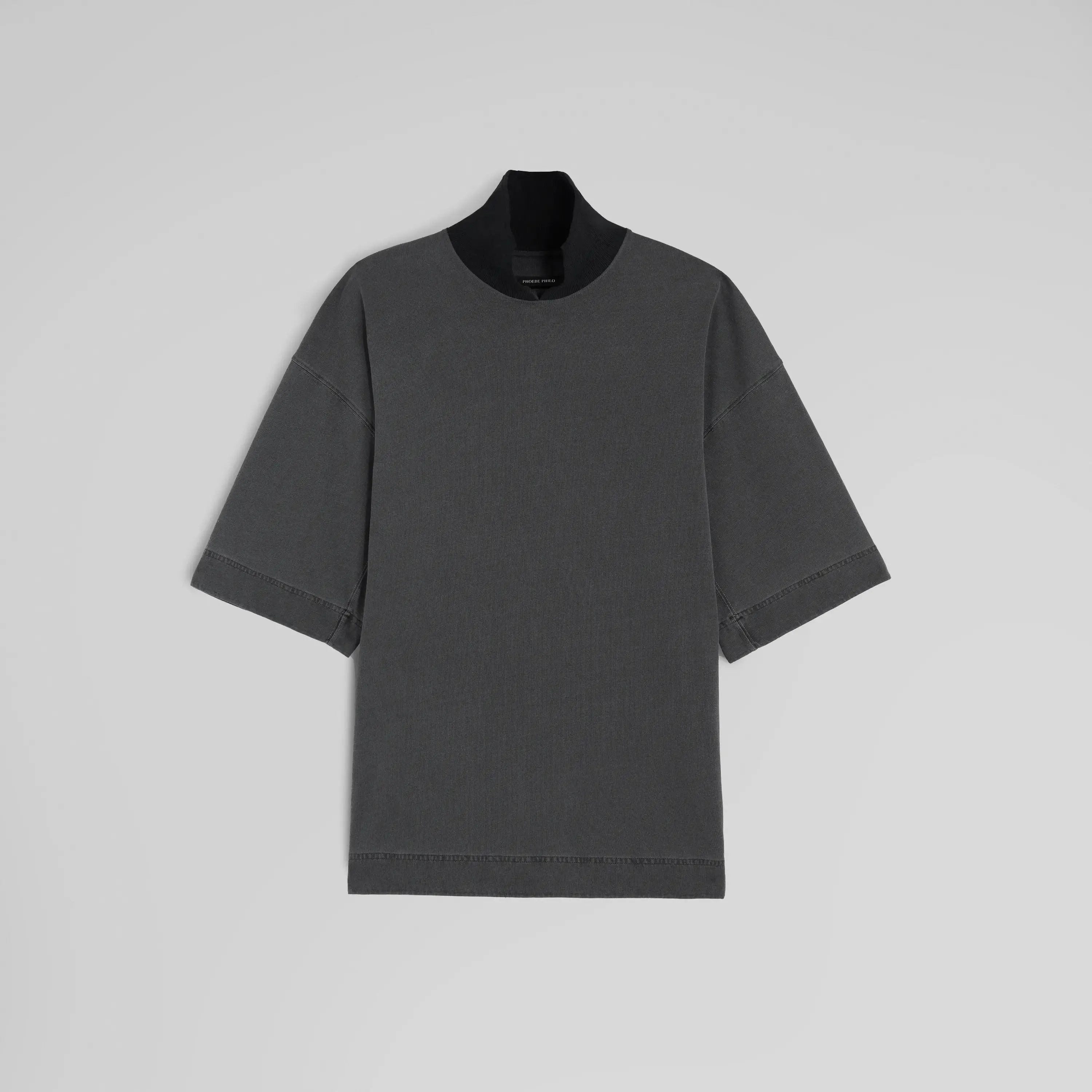 CUT COLLAR T-SHIRT | washed black cotton