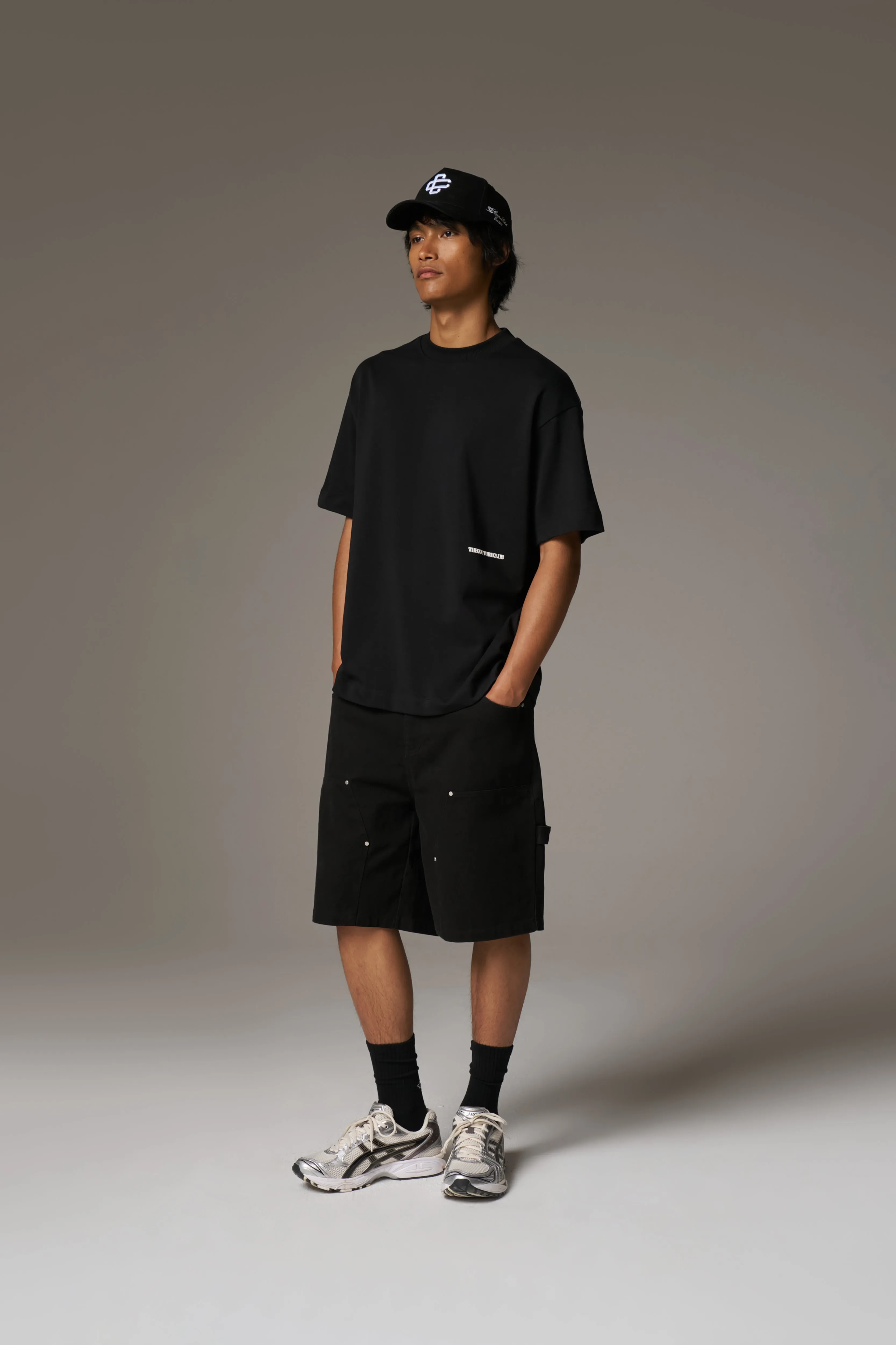 DESIGN DEPARTMENT GRAPHIC T-SHIRT - BLACK