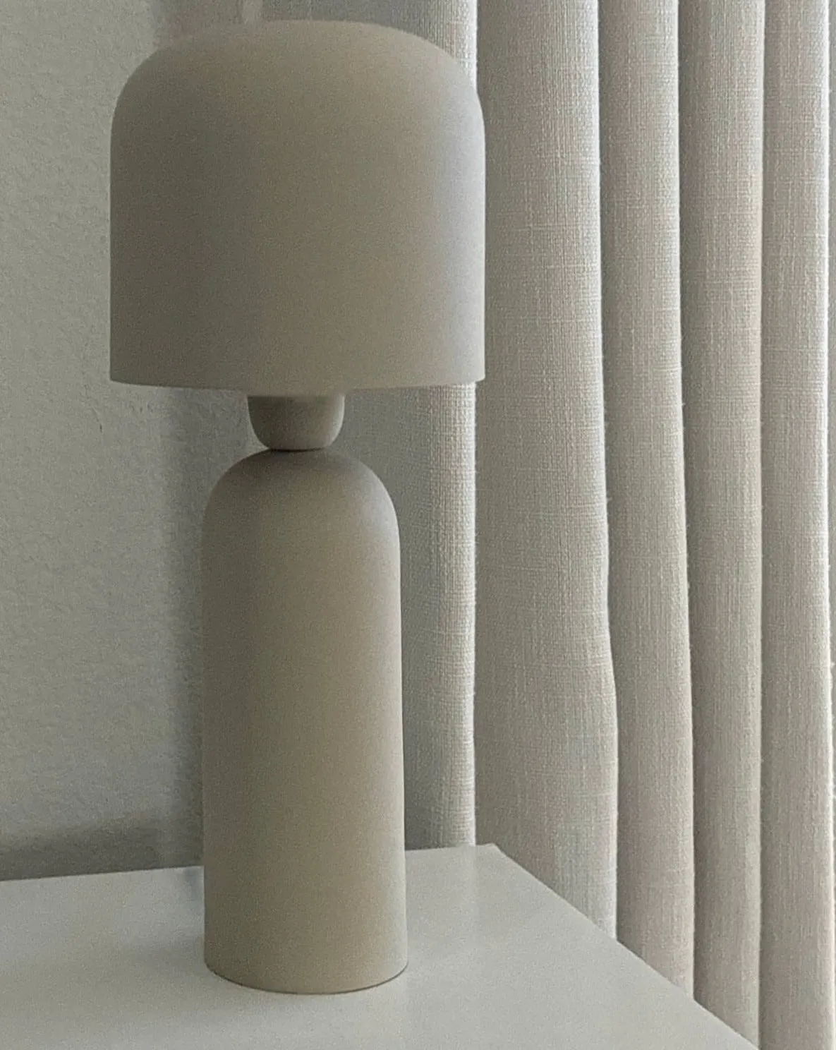 DOME TABLE LAMP