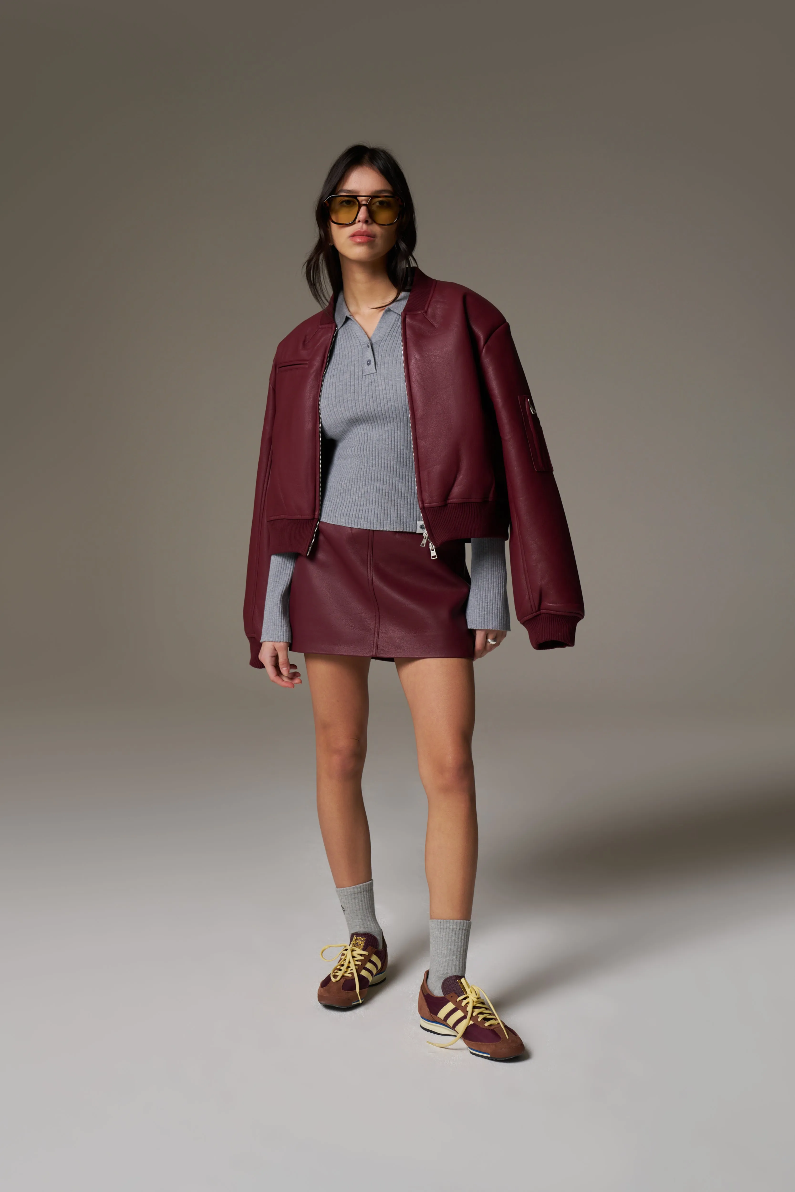 FAUX LEATHER MINI SKIRT - BURGUNDY