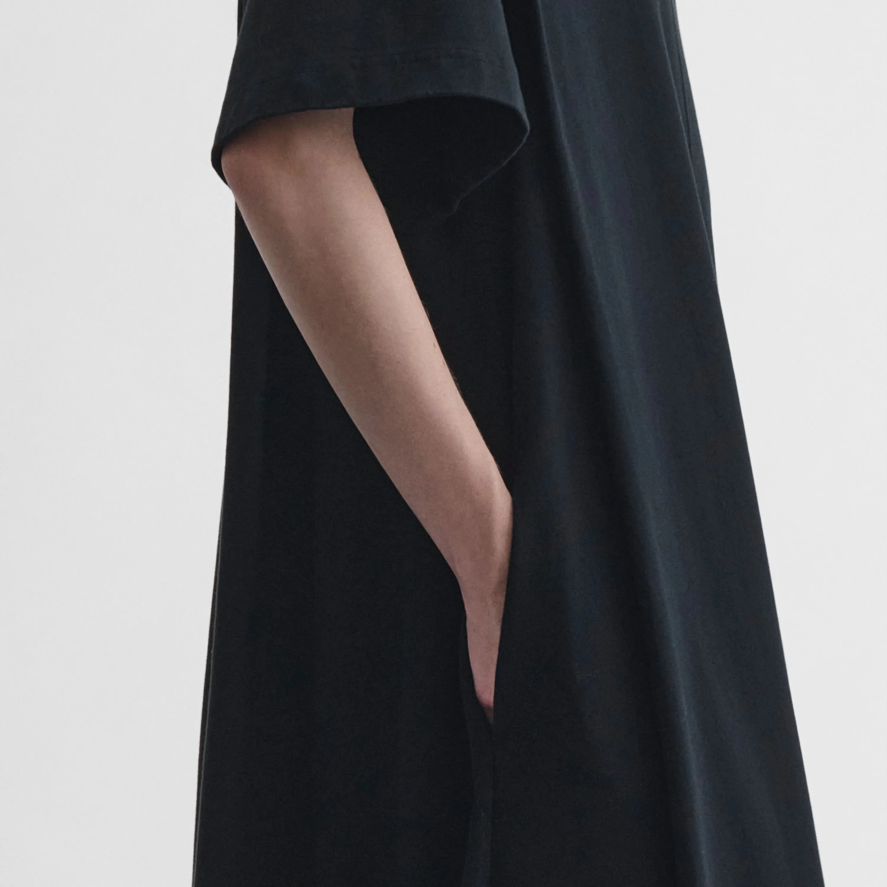 FOLDED SHOULDER DRESS | black jersey