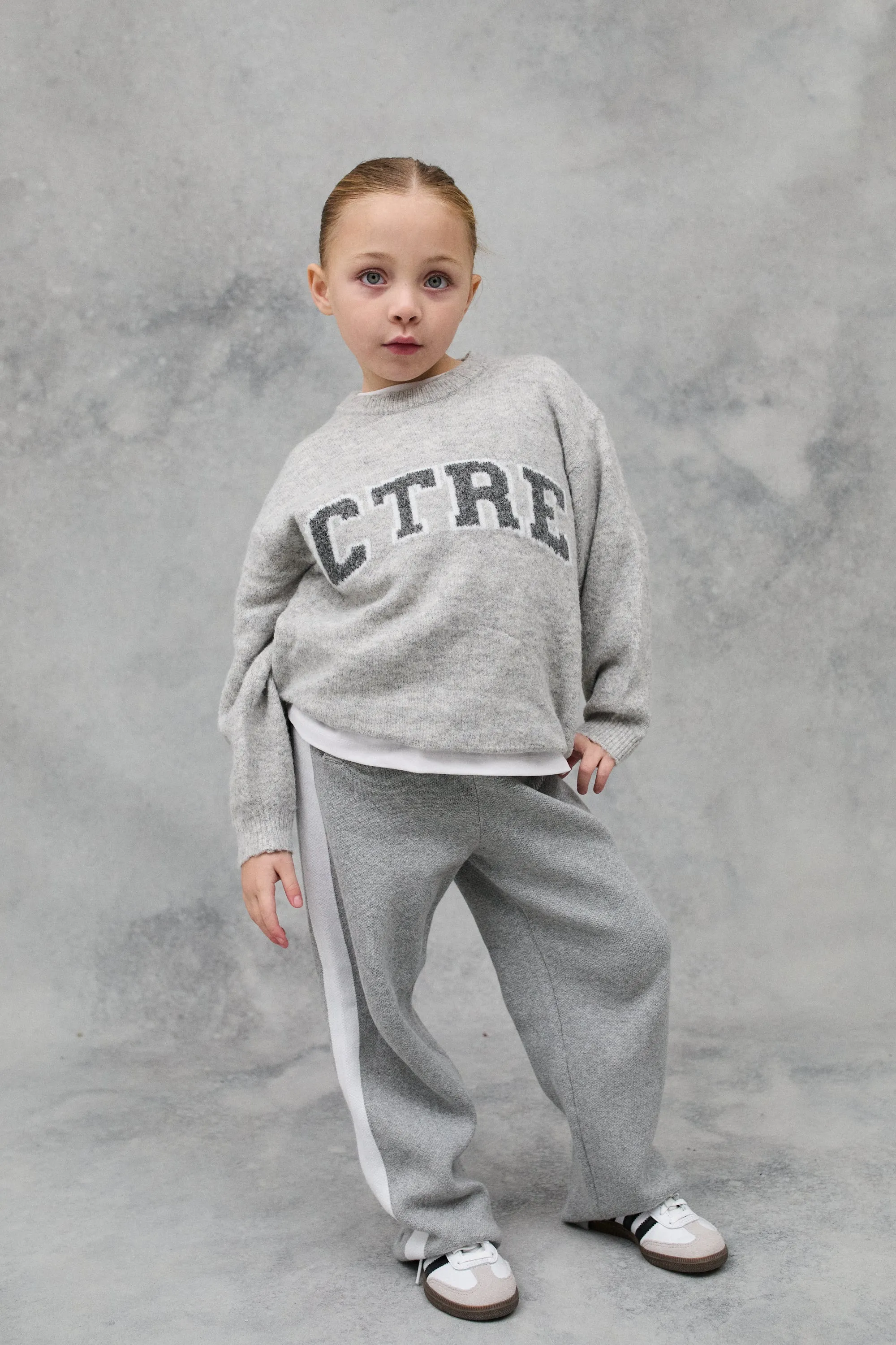 KIDS CTRE KNITTED SWEATSHIRT - GREY MARL