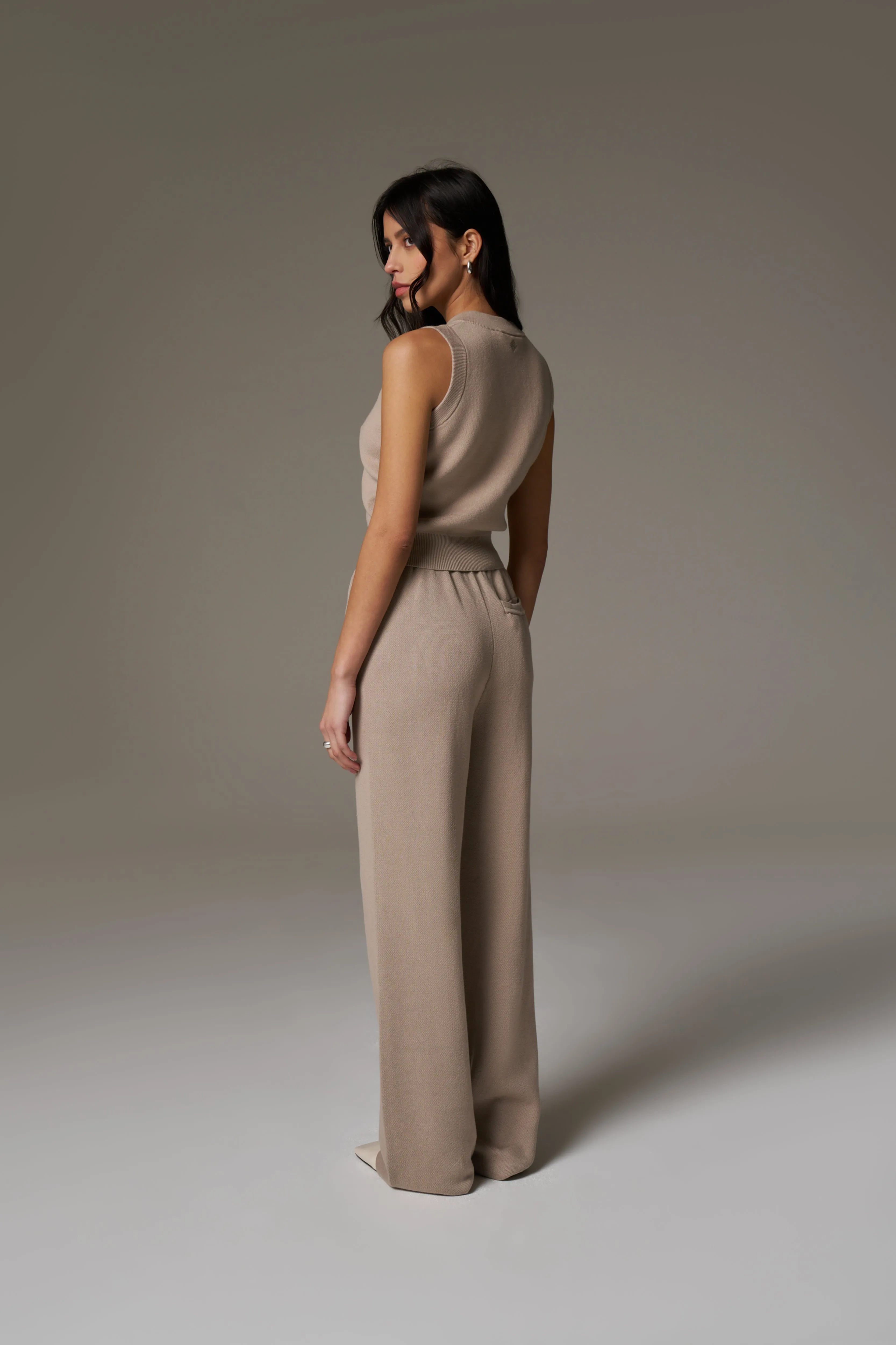 KNIT BUTTON THROUGH TOP - BEIGE