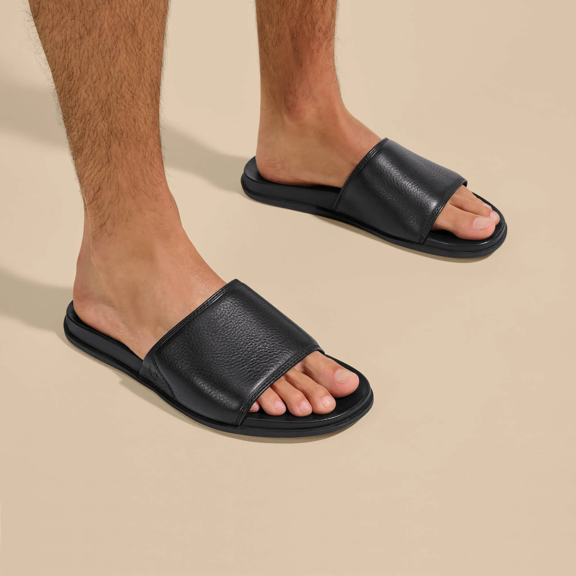 'Ōlali Slide - Black / Black