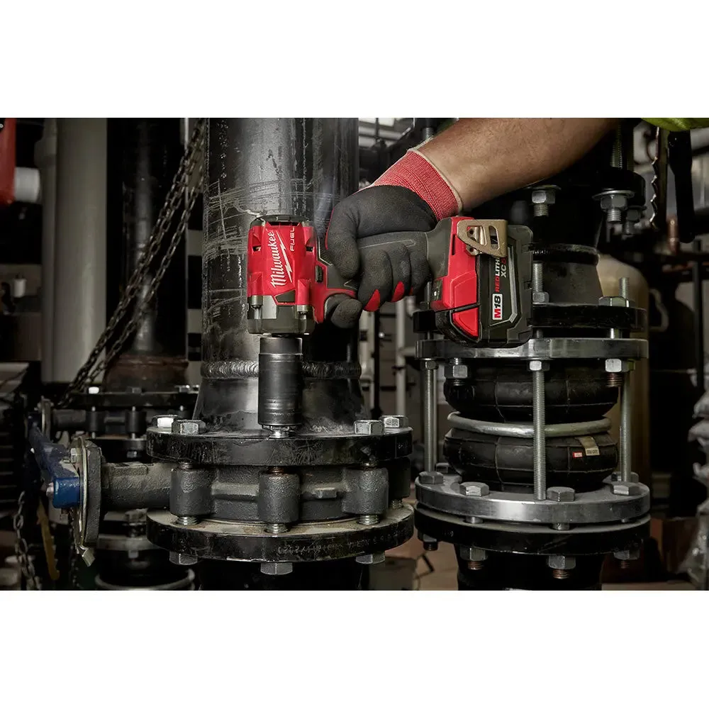 Milwaukee 2855P-22  -  M18 Fuel 1/2" Compact Impact Wrench - Pin Detent - Kit