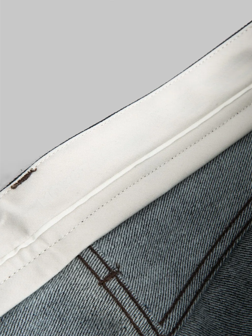 Momotaro MMJZ0203 13.7oz #200 Cashmere Tapered Jeans
