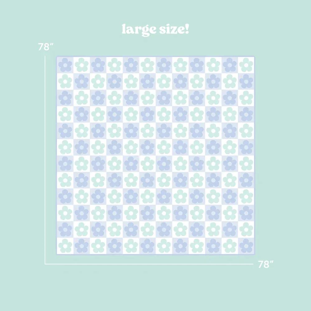 On-the-Go Quilted Blanket - Flower Check Blue