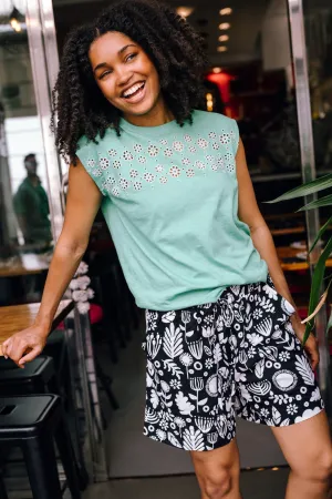 Patty Shorts - Monochrome. Folk Floral