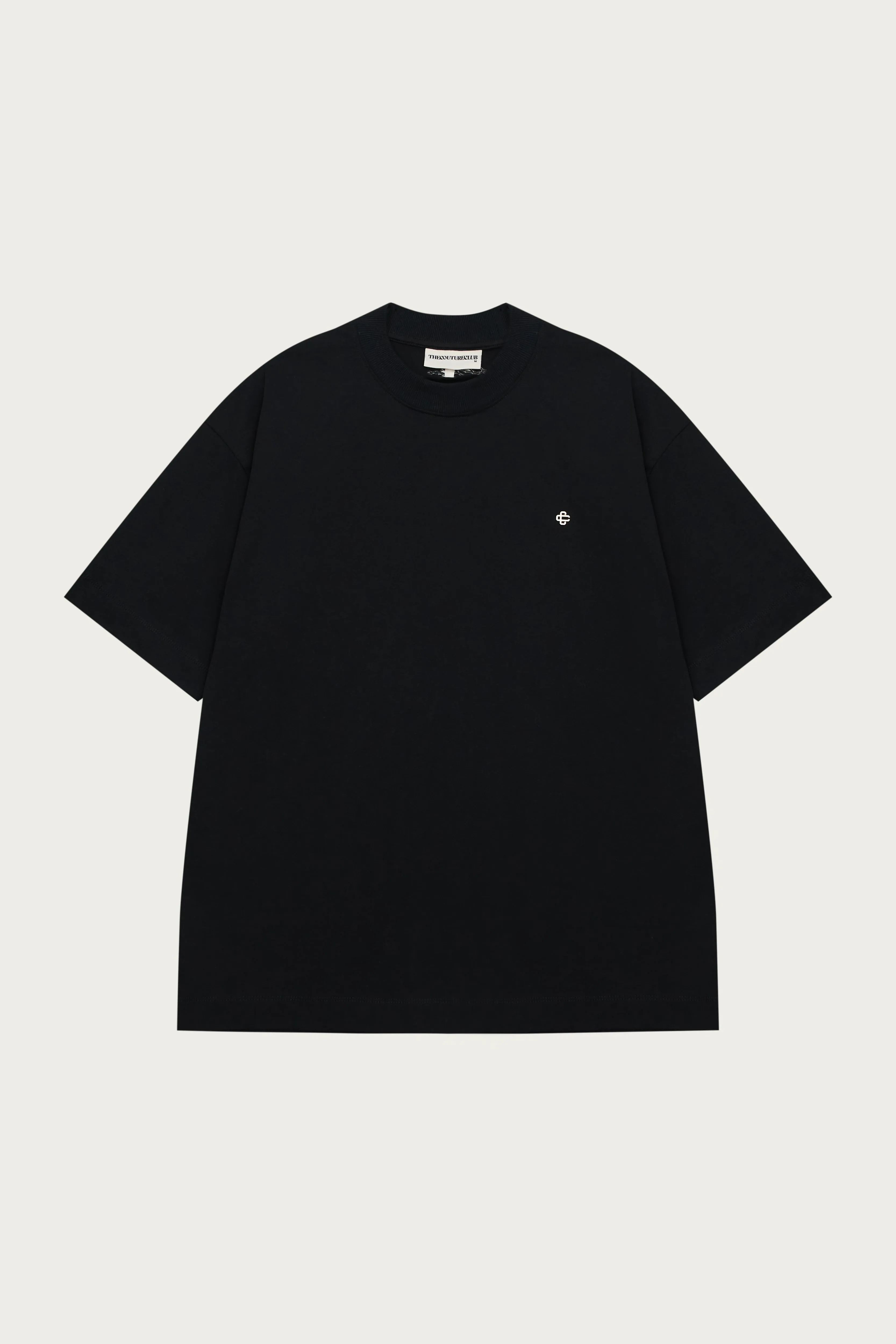 PIN BADGE HEAVYWEIGHT RELAXED T-SHIRT - BLACK