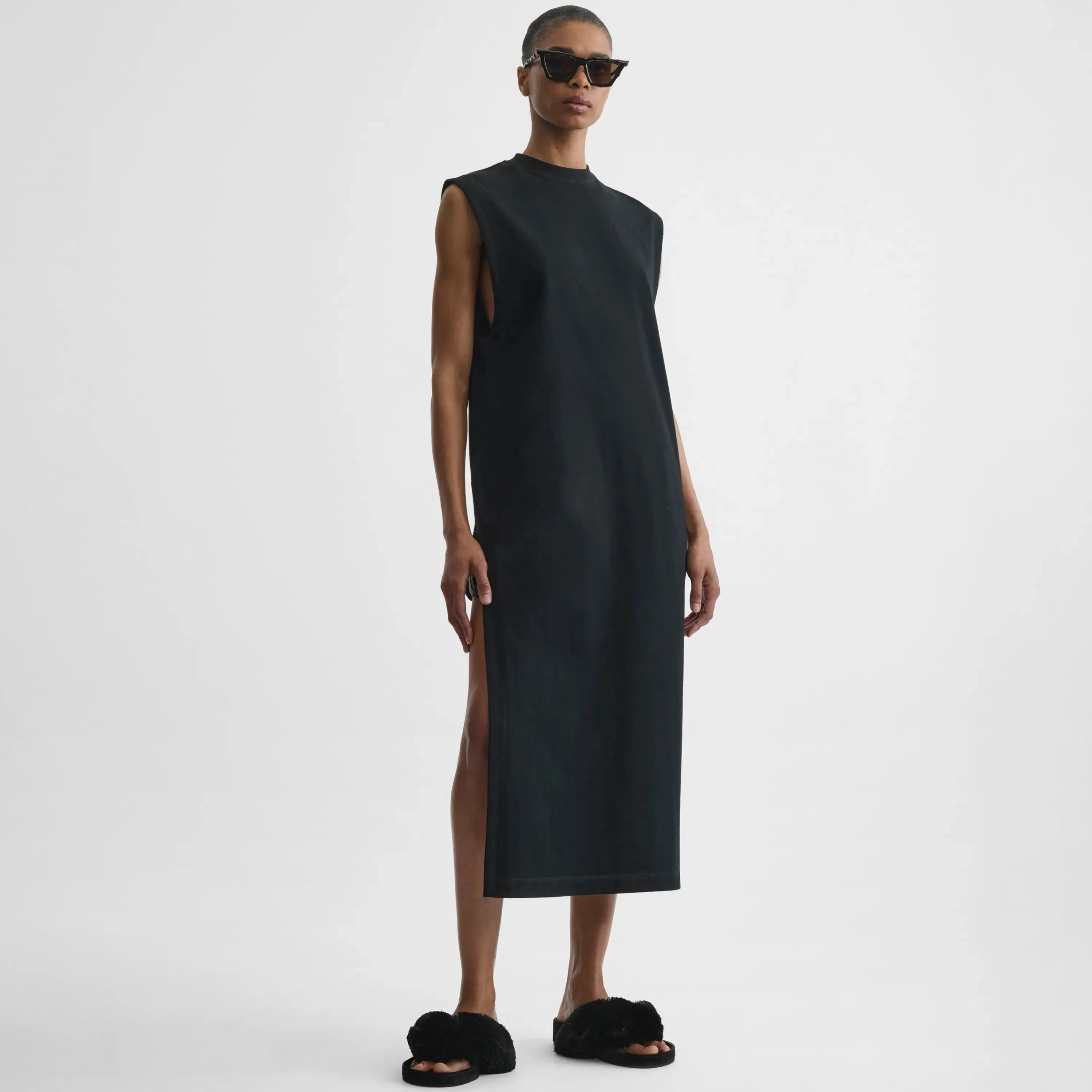 REVERSIBLE TRAIN TANK | black cotton