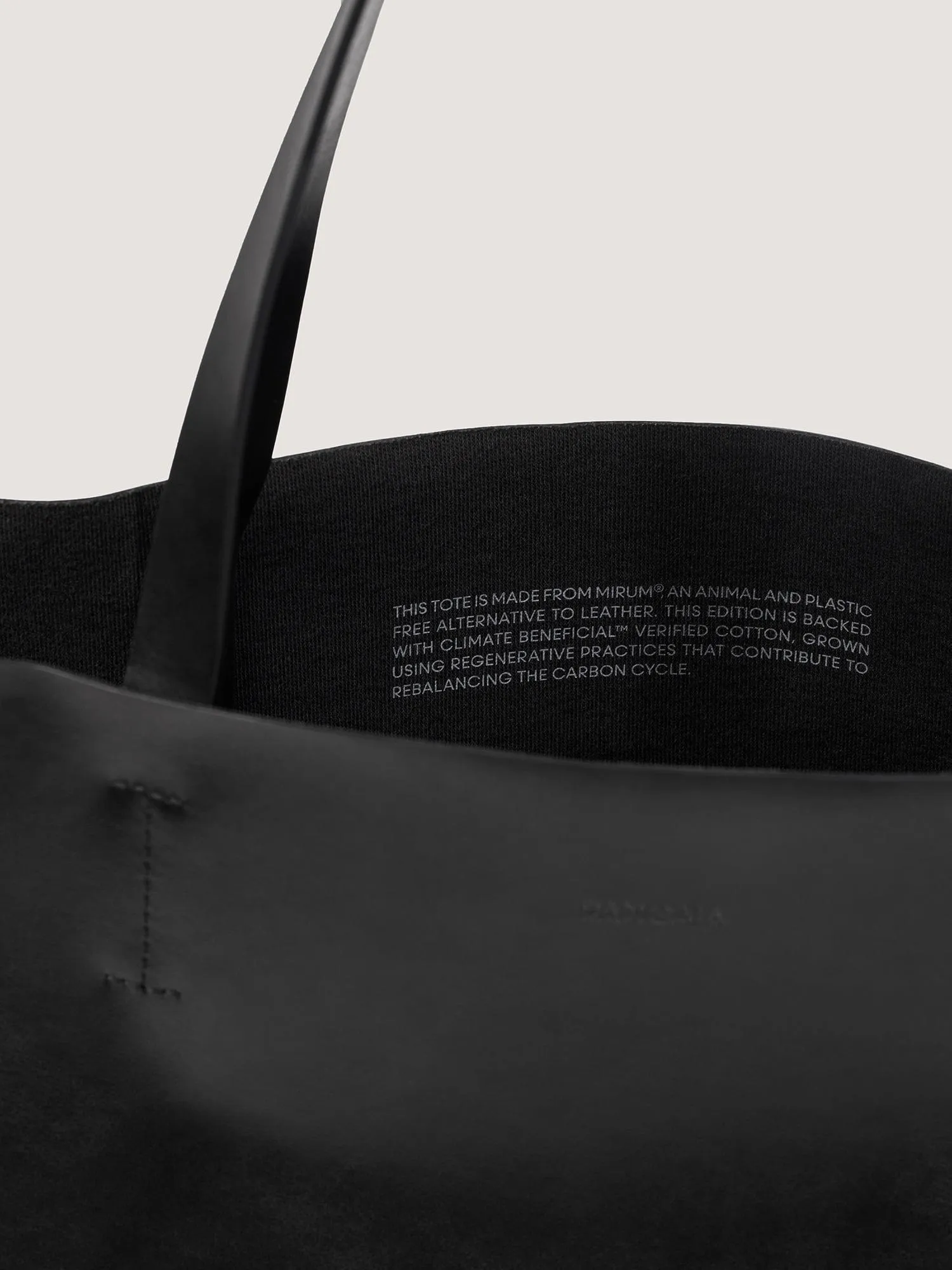 The GAIA Bag—black