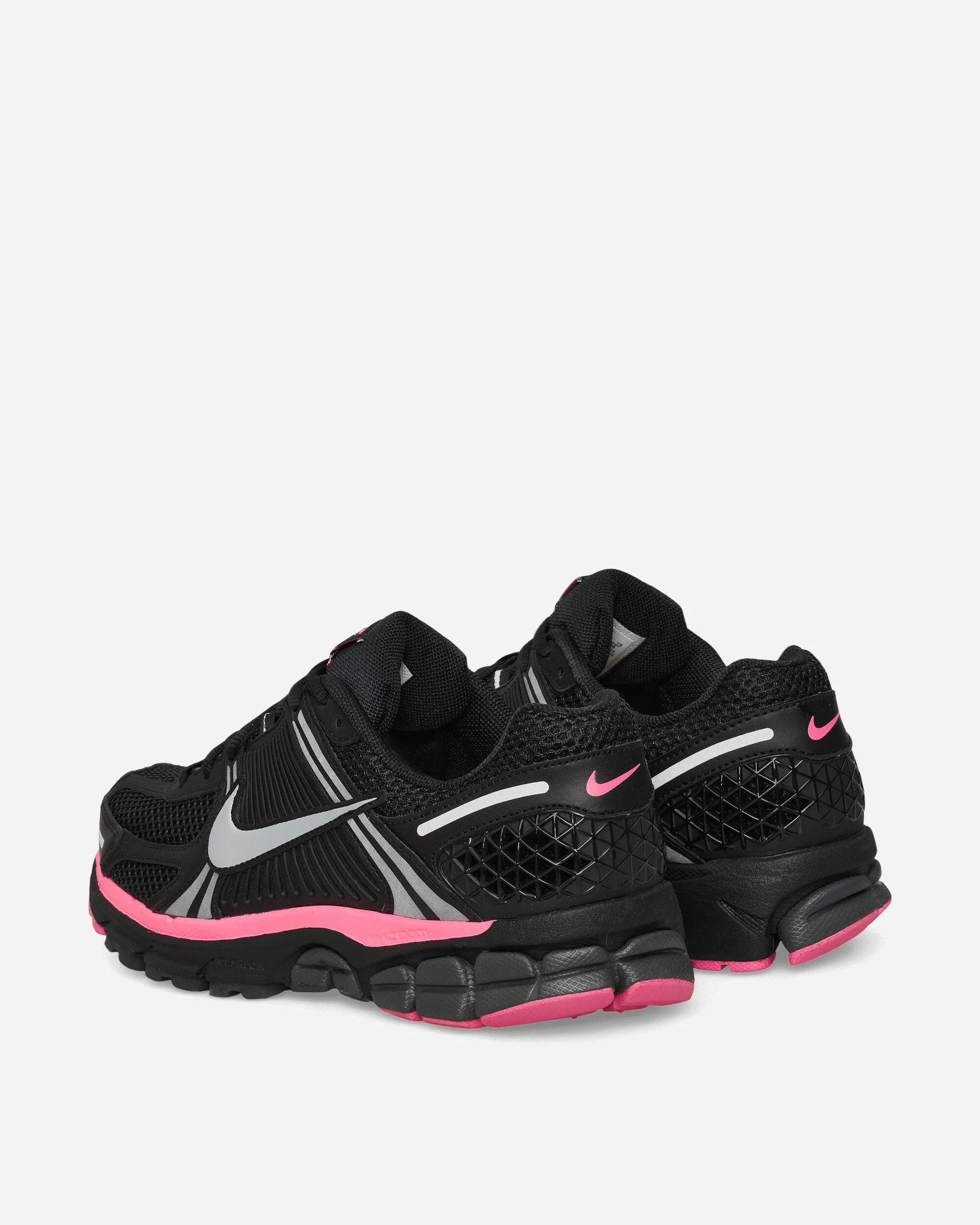 Zoom Vomero 5 Sneakers Black / Pink Blast